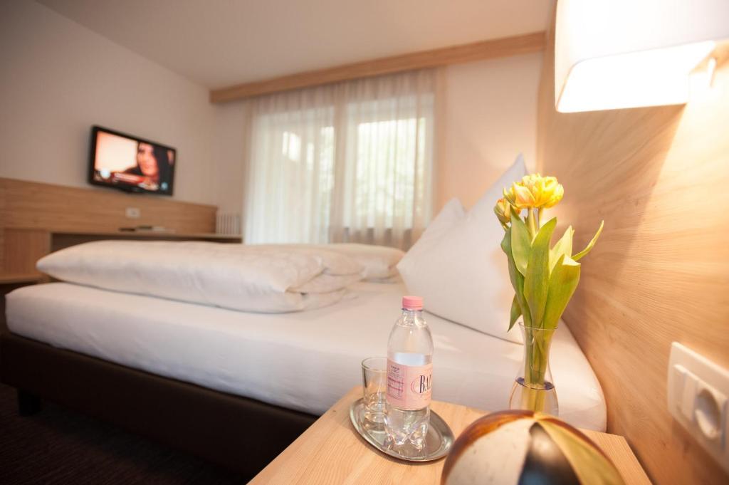 Hotel Stifter لوتاغو الغرفة الصورة